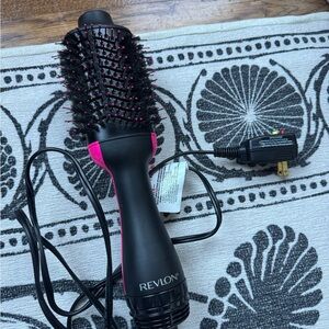 Revlon Black and Pink Hair Styling Brush